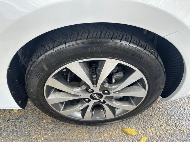 Hyundai Accent 2017, 107,900 km - 1.6 l - Bakı
