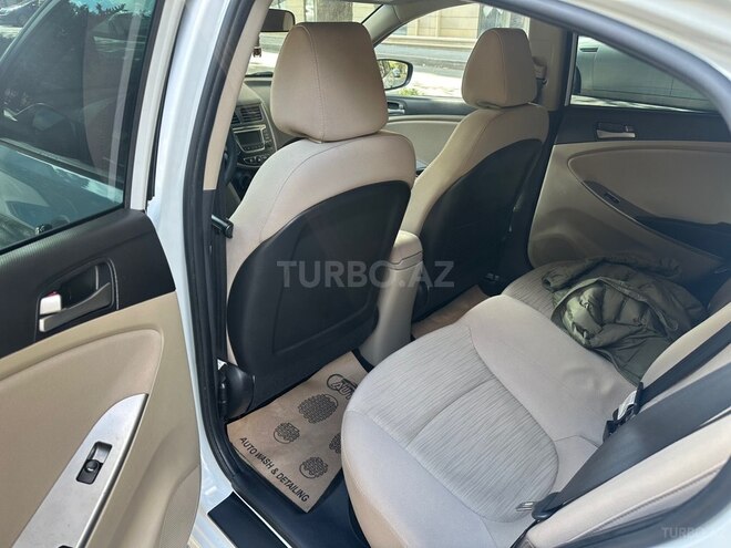 Hyundai Accent 2017, 107,900 km - 1.6 l - Bakı