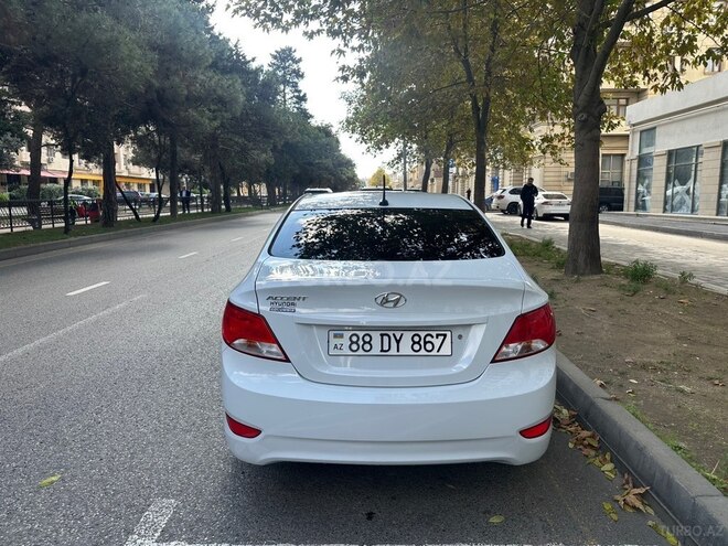 Hyundai Accent 2017, 107,900 km - 1.6 l - Bakı