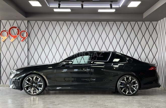 BMW i5 2023, 40,000 km - 0.0 l - Bakı
