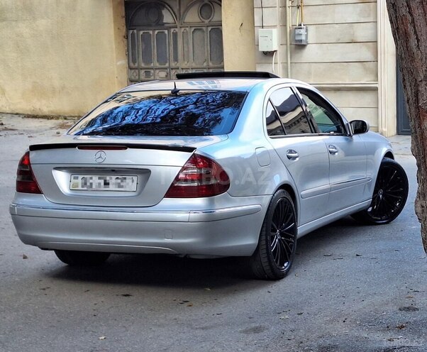 Mercedes E 320 2004, 333,300 km - 3.2 l - Bakı