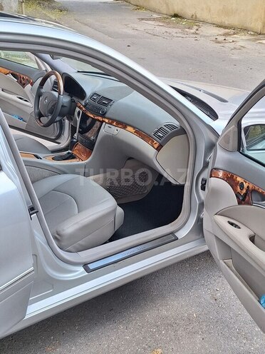 Mercedes E 320 2004, 333,300 km - 3.2 l - Bakı