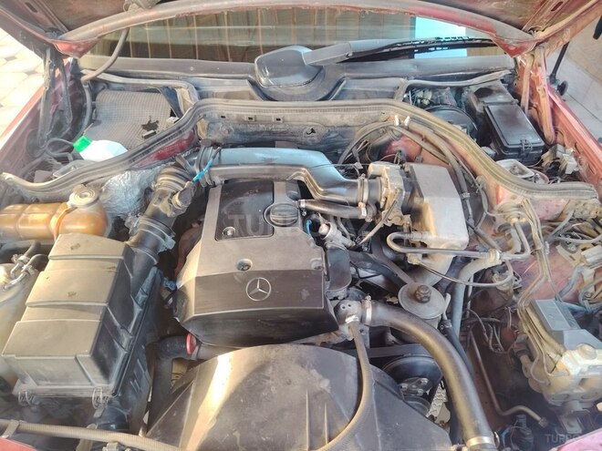 Mercedes E 220 1993, 498,710 km - 2.2 l - Gəncə