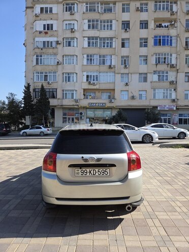 Toyota Corolla 2005, 207,000 km - 1.4 л - Xırdalan