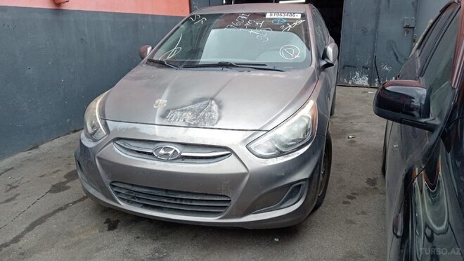 Hyundai Accent 2017, 233,355 km - 1.6 л - Bakı