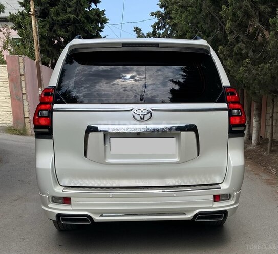 Toyota Land Cruiser Prado 2013, 197,230 km - 2.7 l - Bakı