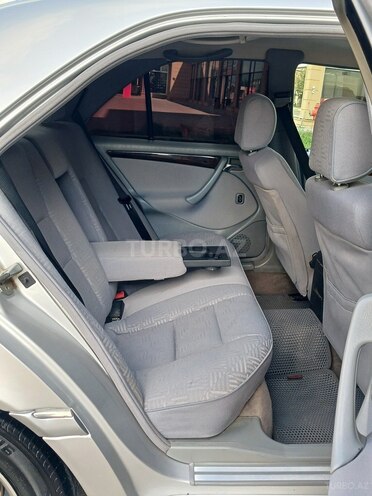 Mercedes C 240 1999, 301,000 km - 2.4 л - Xırdalan