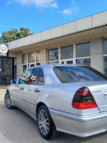 Mercedes C 240 1999, 301,000 km - 2.4 л - Xırdalan