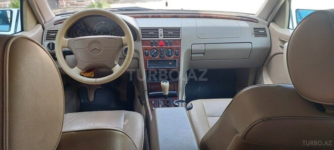 Mercedes C 230 1999, 297,779 km - 2.3 l - Bakı
