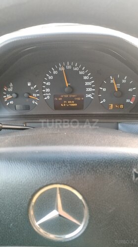 Mercedes E 220 2000, 385,000 km - 2.2 л - Salyan