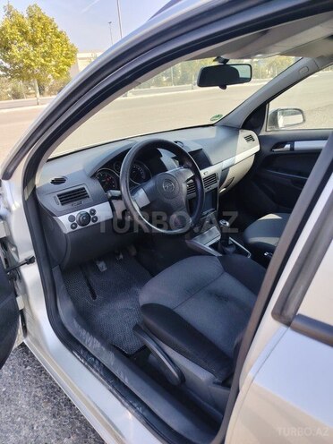 Opel Astra 2005, 360,000 km - 1.4 l - Gəncə
