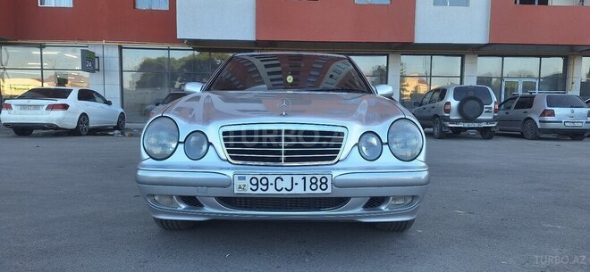 Mercedes E 220 2000, 458,000 km - 2.2 l - Bakı