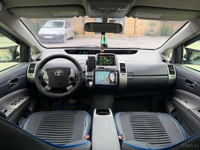 Toyota Prius 2009, 250,000 km - 1.5 л - Bakı