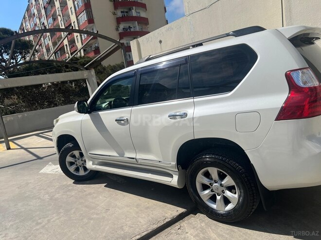 Toyota Land Cruiser Prado 2011, 150,000 km - 2.7 l - Bakı