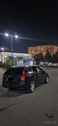 Kia  2008, 287,000 km - 1.6 l - Bakı