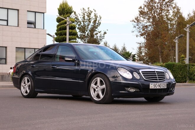 Mercedes E 240 2003, 345,000 km - 2.6 л - İmişli