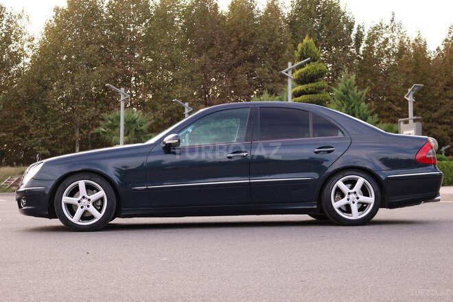 Mercedes E 240 2003, 345,000 km - 2.6 л - İmişli