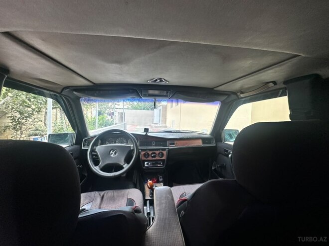 Mercedes 190 1990, 201,170 km - 2.0 l - Bakı