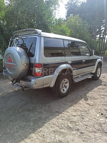 Mitsubishi Pajero 1995, 367,674 km - 2.8 l - Bərdə