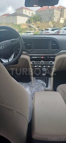 Hyundai Elantra 2019, 81,000 km - 2.0 л - Bakı