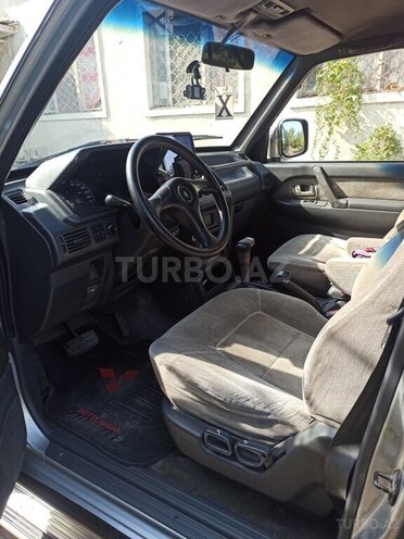 Mitsubishi Pajero 1995, 367,674 km - 2.8 l - Bərdə