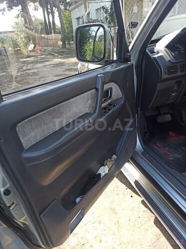 Mitsubishi Pajero 1995, 367,674 km - 2.8 l - Bərdə