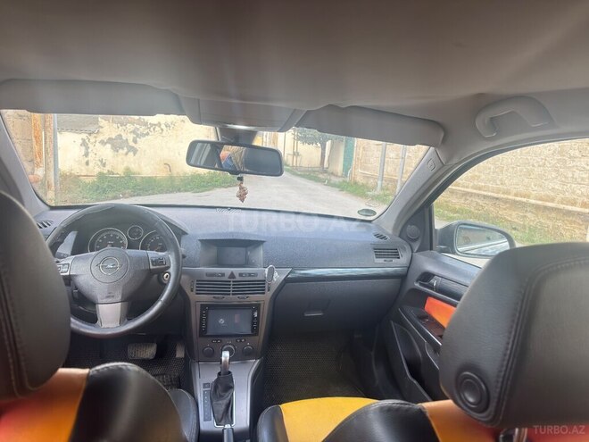 Opel Astra 2005, 300,000 km - 1.8 l - Bakı