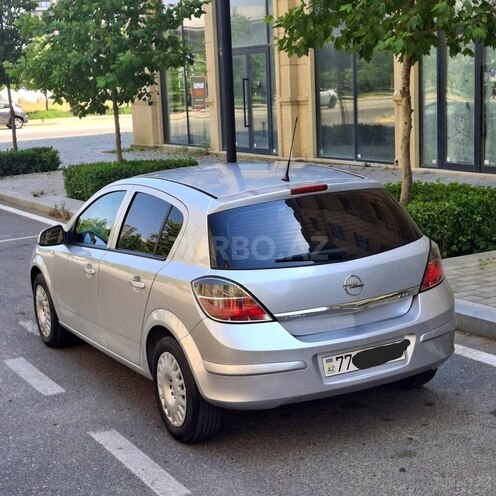 Opel Astra 2009, 250,000 km - 1.4 л - Bakı