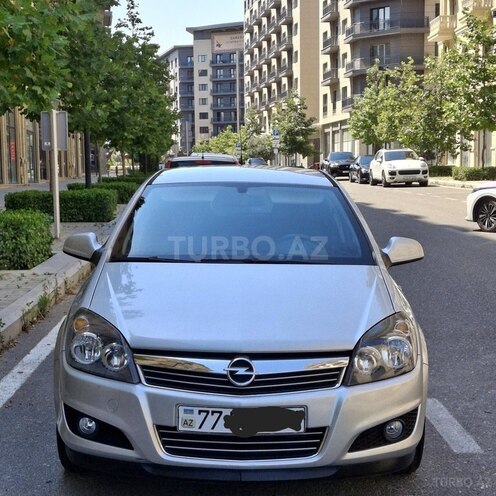 Opel Astra 2009, 250,000 km - 1.4 л - Bakı
