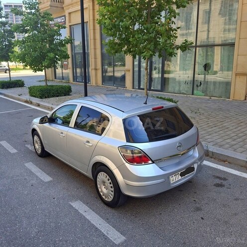 Opel Astra 2009, 250,000 km - 1.4 л - Bakı