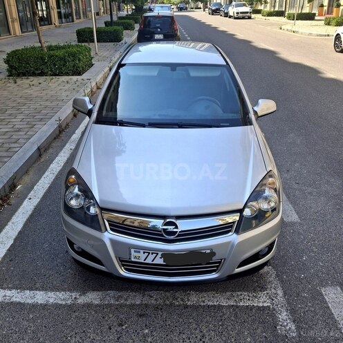 Opel Astra 2009, 250,000 km - 1.4 л - Bakı
