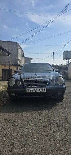 Mercedes E 240 1998, 386,000 km - 2.4 л - Tovuz