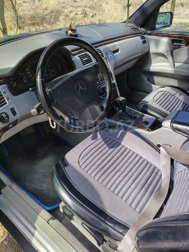 Mercedes E 230 1996, 357,000 km - 2.3 l - Bərdə