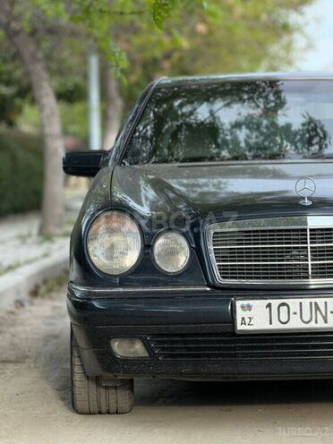 Mercedes E 230 1996, 357,000 km - 2.3 l - Bərdə