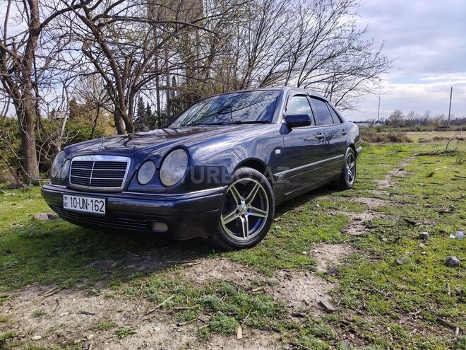 Mercedes E 230 1996, 357,000 km - 2.3 l - Bərdə