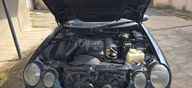 Mercedes E 240 1998, 386,000 km - 2.4 л - Tovuz