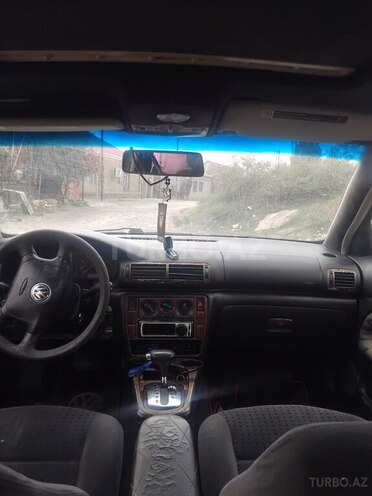 Volkswagen Passat 1999, 205,000 km - 1.8 л - Bakı