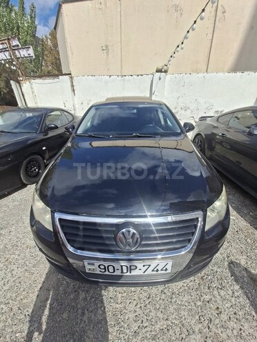 Volkswagen Passat 2005, 228,000 km - 2.0 l - Bakı