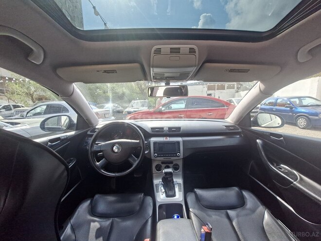 Volkswagen Passat 2005, 228,000 km - 2.0 l - Bakı