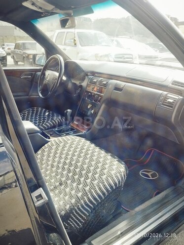 Mercedes E 200 1996, 400,000 km - 2.2 l - Bakı