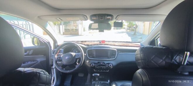 Kia Sorento 2017, 32,200 km - 2.2 l - Bakı