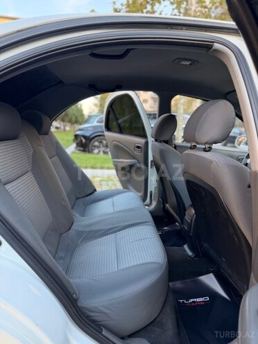 Nissan Sunny 2011, 220,000 km - 1.6 л - Bakı