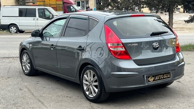 Hyundai i30 2008, 240,000 km - 1.4 l - Sumqayıt