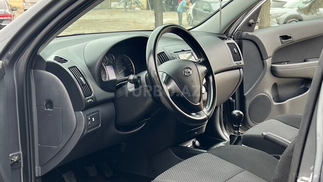 Hyundai i30 2008, 240,000 km - 1.4 l - Sumqayıt
