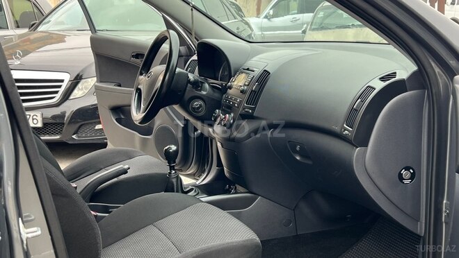 Hyundai i30 2008, 240,000 km - 1.4 l - Sumqayıt