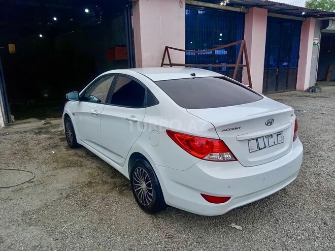 Hyundai Accent 2014, 170,000 km - 1.4 л - Bakı
