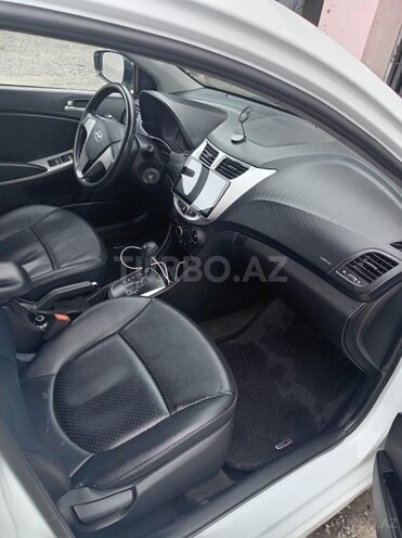 Hyundai Accent 2014, 170,000 km - 1.4 л - Bakı