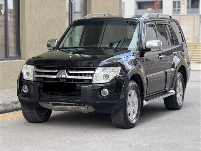 Mitsubishi Pajero 2008, 204,000 km - 3.0 л - Bakı