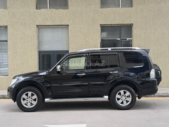 Mitsubishi Pajero 2008, 204,000 km - 3.0 л - Bakı