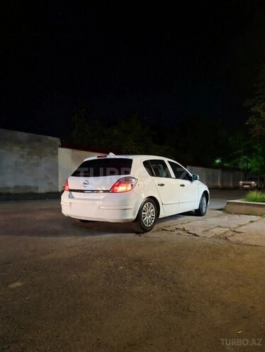 Opel Astra 2009, 290,353 km - 1.4 л - Quba